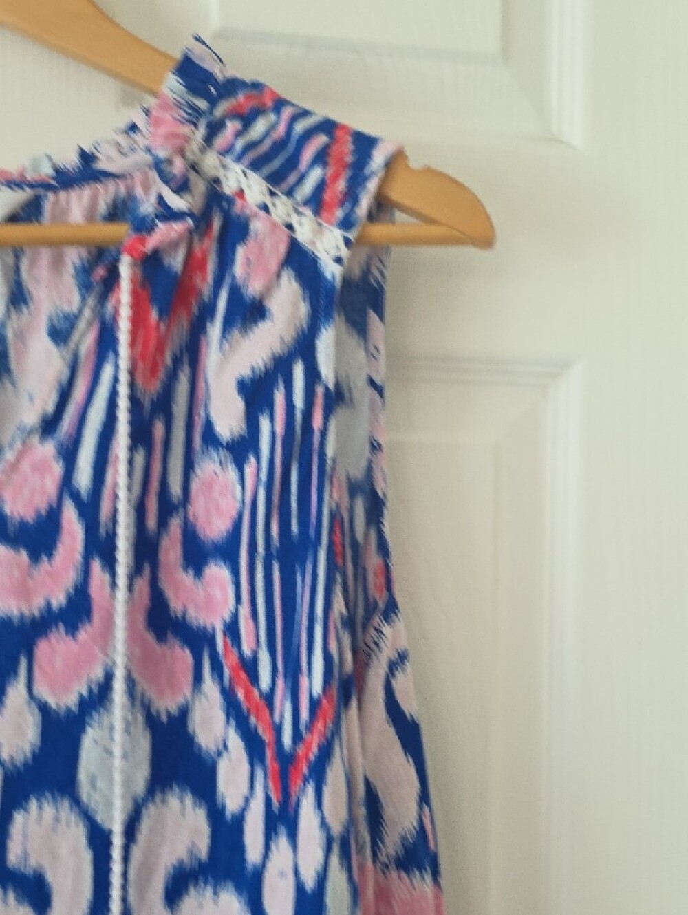 crown & ivy Blue, Pink & White Ikat-Print Sleeveless Dress Size M - Picture 7 of 13